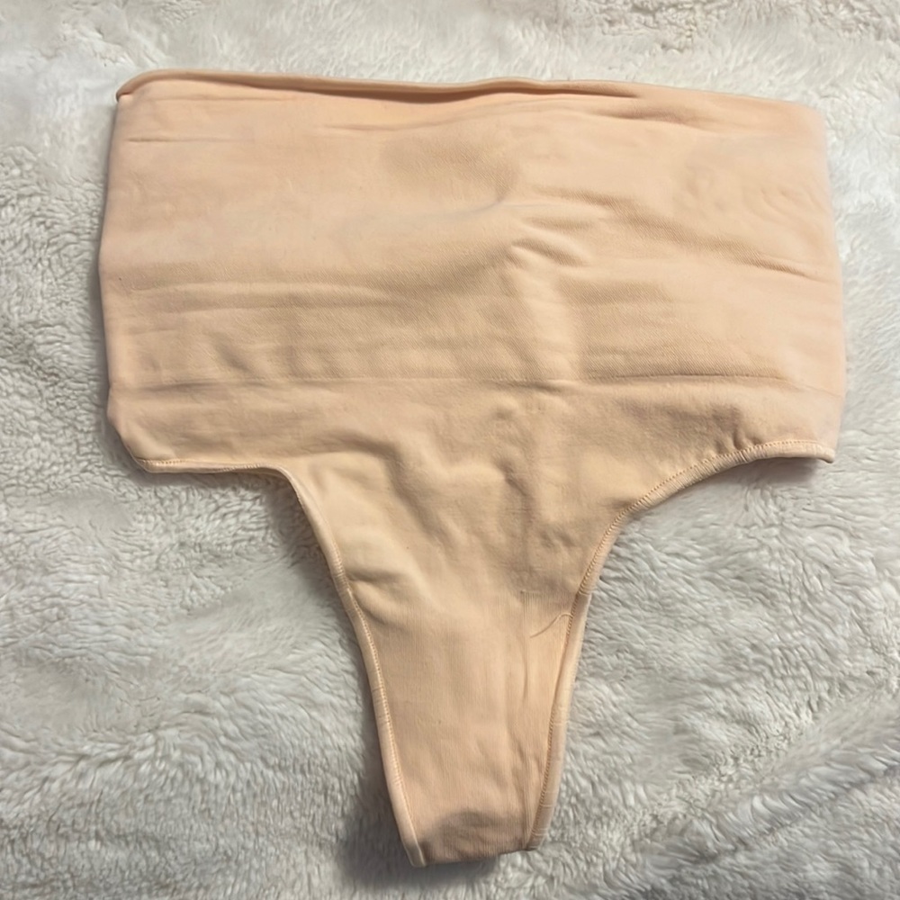 Skims Core Control Thong